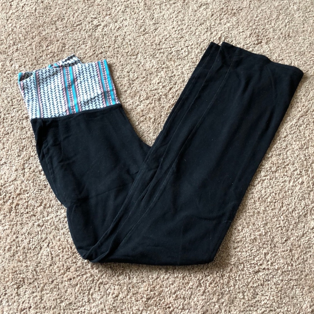 Bell bottom leggings